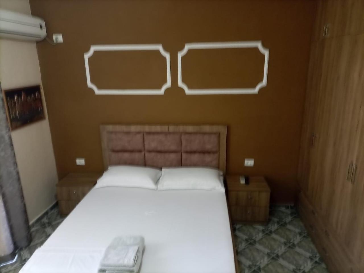 Twins Villa Mangalem Berat Exteriér fotografie