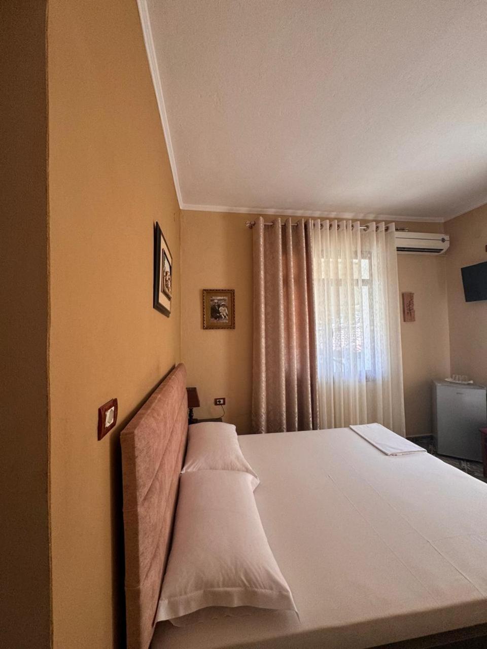 Twins Villa Mangalem Berat Exteriér fotografie