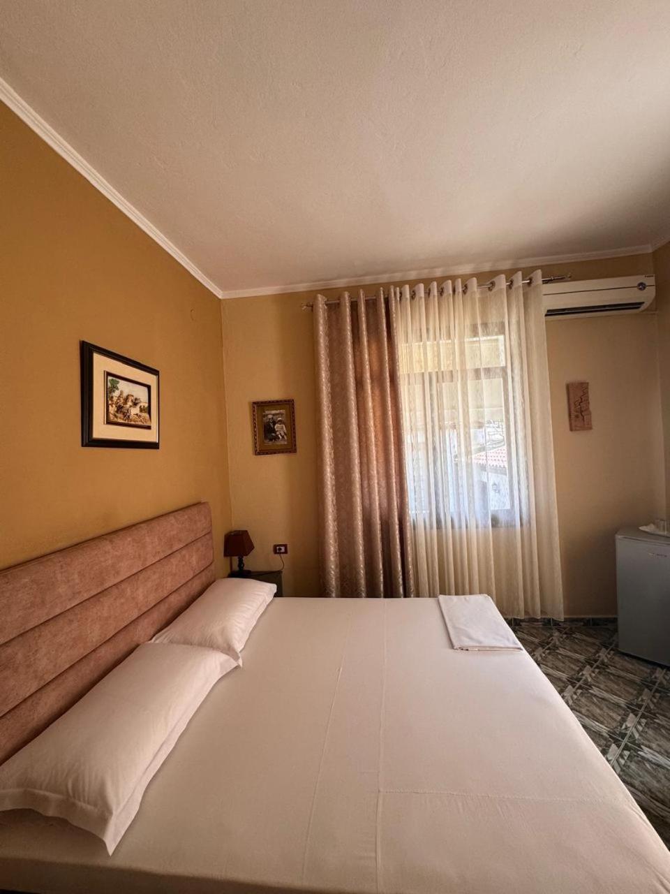 Twins Villa Mangalem Berat Exteriér fotografie
